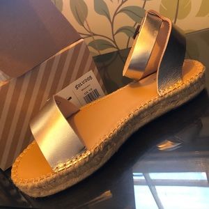 Brand new Soludos Cadiz sandals